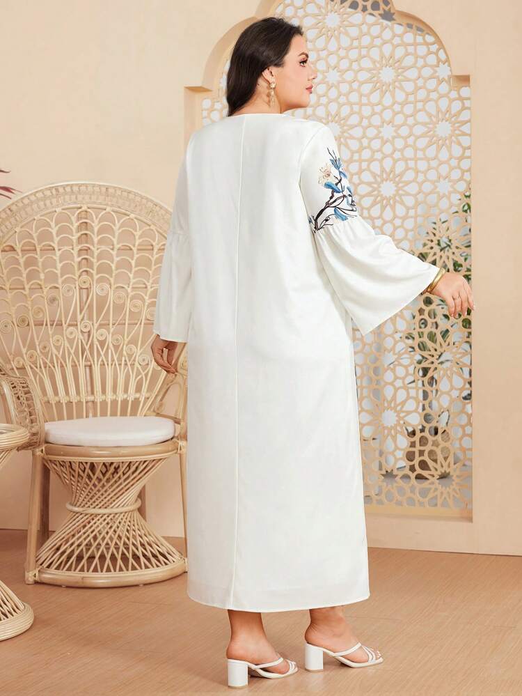 Plus Size Women's Floral Print Bell Sleeve Dress