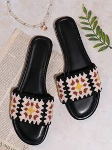 Women's Flat Sandals