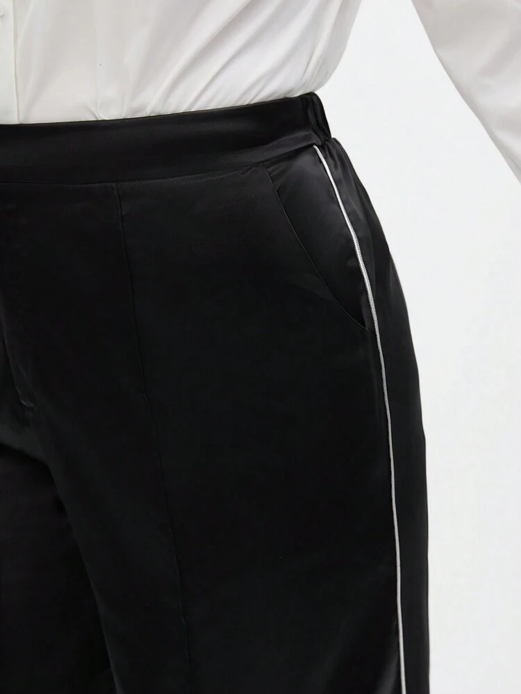 Plus Size Loose Fit Straight Leg Pants With Side Contrast Panel