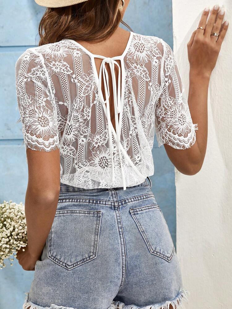 Contrast Lace Tie Back Bodysuit, White Women's T Shirt, White Elegant Lace Splicing Bodysuit, Cross Tie Back, Splicing Semi-Sheer Lace, Suitable For Attending Wedding Season, Elegant Wear For Daily Commute Summer Casual