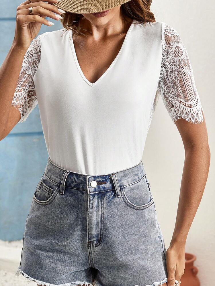 Contrast Lace Tie Back Bodysuit, White Women's T Shirt, White Elegant Lace Splicing Bodysuit, Cross Tie Back, Splicing Semi-Sheer Lace, Suitable For Attending Wedding Season, Elegant Wear For Daily Commute Summer Casual