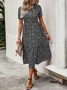 SHEIN LUNE Vestido largo con estampado floral diminuto, volantes en el bajo y diseño de conjunto para mujer - Blanco y Negro - Ver 1