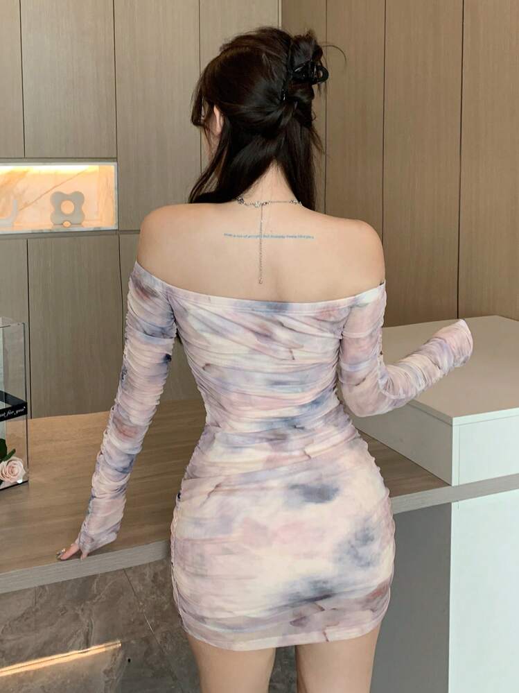 DAZY Vestido largo de manga larga con hombros descubiertos y efecto tie-dye, vestido sexy para festivales, ropa de otoño, ropa de vuelta al colegio - Multicolor - Añade 2