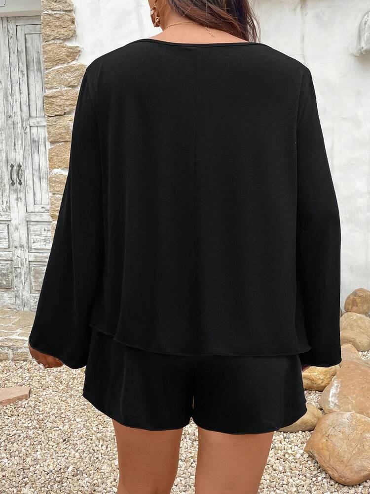 Plus Size Solid Color Flare Sleeve Top And Shorts Two-Piece Set