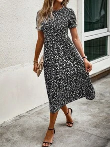 SHEIN LUNE Vestido largo con estampado floral diminuto, volantes en el bajo y diseño de conjunto para mujer - Blanco y Negro - Ver 4