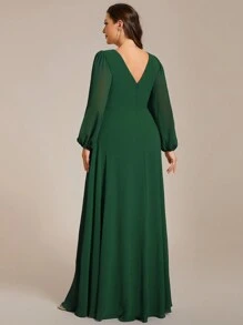 EVERPRETTY Robes de demoiselle d'honneur de soirée chic à manches longues en mousseline de soie avec col V et décorations de strass - Vert sapin - Voir 2