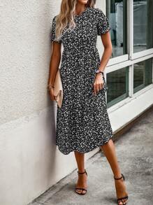 SHEIN LUNE Vestido largo con estampado floral diminuto, volantes en el bajo y diseño de conjunto para mujer - Blanco y Negro - Ver 5