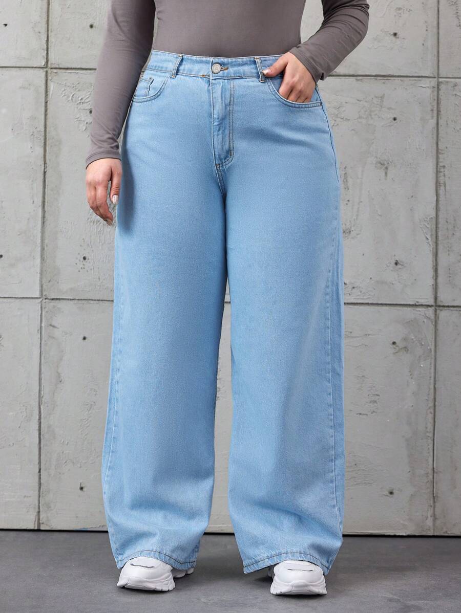 EURMUSE Women'S Plus Size Wide Leg Jeans - Light Wash - View 1