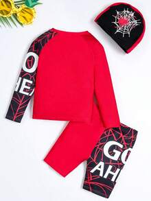 SHEIN 3入組男孩休閑舒適蜘蛛網圖案透氣長袖、對比色短褲和游泳帽套裝,適用於春夏假期 - 紅色 - 查看 2