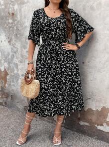 EMERY ROSE Plus Size Women Floral Print Round Neck Dress, Women Summer Outfit - Black - View 3