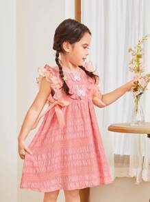 SHEIN Robe Ample À Col Rond Décontracté Pour Jeunes Filles Avec Ourlet À Volants Et Décoration Papillon 3d - Rose saumon - Voir 4