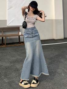 DAZY Women's Denim Skirt With Frayed Hem And Pocket Design - Blue - View 5