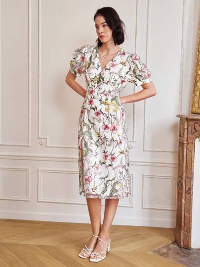 SHEIN Frenchy 女式v領印花泡泡袖時尚分裂連衣裙