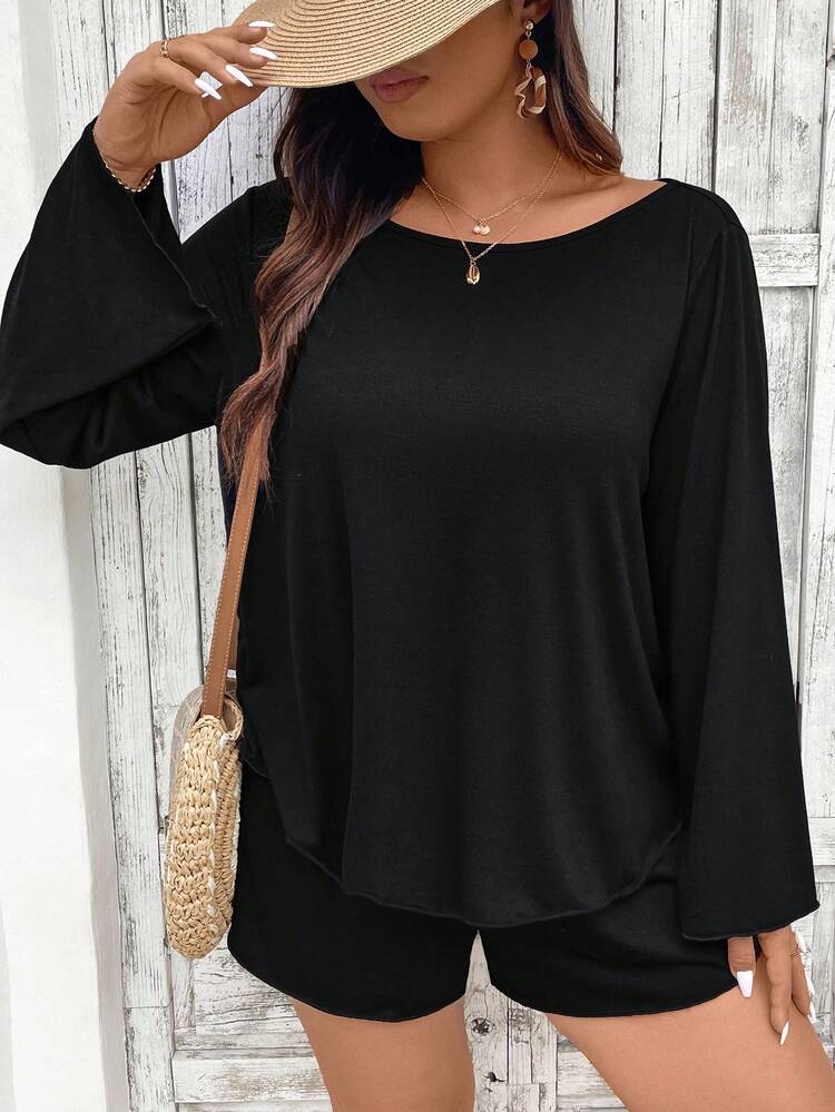 Plus Size Solid Color Flare Sleeve Top And Shorts Two-Piece Set