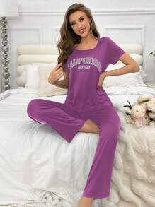 Conjunto de pijama de mujeres con palabras impresas en inglés