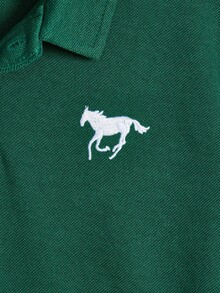 SHEIN 適合青少年男孩夏季休閒風格的馬紋短袖Polo衫 - 墨綠色 - 查看 5