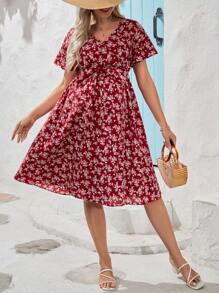 SHEIN Maternity Ditsy Floral Print Batwing Sleeve Dress - Red - View 3