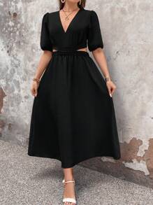 SHEIN LUNE Plus Size Puff Short Sleeve Hollow Out Waist Dress With V-Neckline