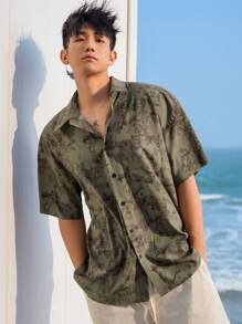DAZY Men's Floral Print Short-Sleeve Beach Shirt With Pocket For Summer Vacation - Green - View 1