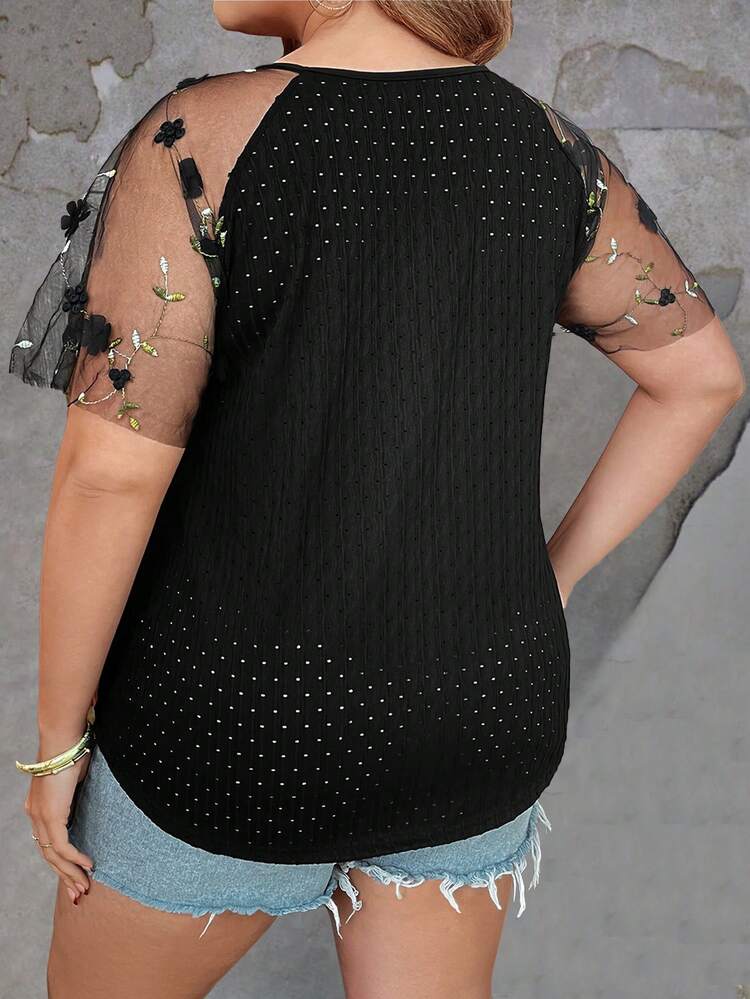 Plus Size Women's Embroidery Mesh Splice Criss Cross Neckline Top