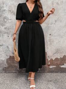 SHEIN LUNE Plus Size Puff Short Sleeve Hollow Out Waist Dress With V-Neckline