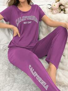 Conjunto de pijama de mujeres con palabras impresas en inglés