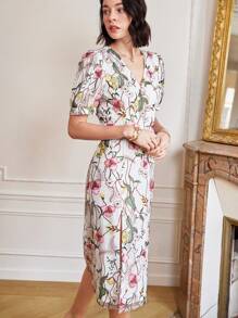 SHEIN Frenchy 女式v領印花泡泡袖時尚分裂連衣裙