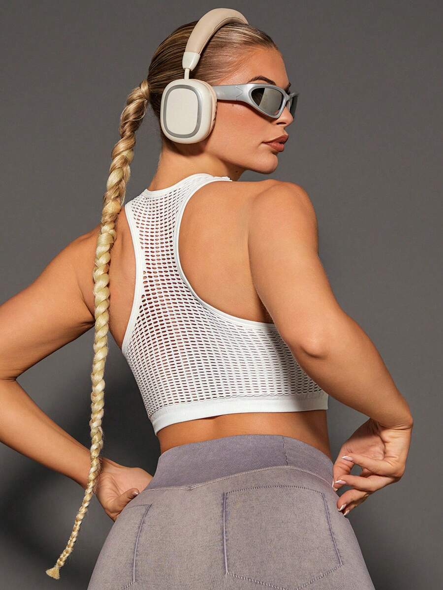 VARSITIE 運動瑜伽基礎款無縫面料&胸墊設計的短款女士上衣 - 白色 - 查看 1