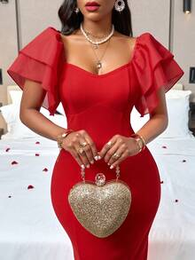 SHEIN Lady Vestido Con Cuello De Corazón Con Dobladillo De Volantes Y Parches De Tela - Rojo - Ver 6