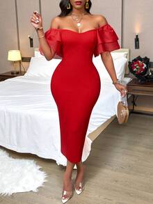 SHEIN Lady Vestido Con Cuello De Corazón Con Dobladillo De Volantes Y Parches De Tela - Rojo - Ver 7