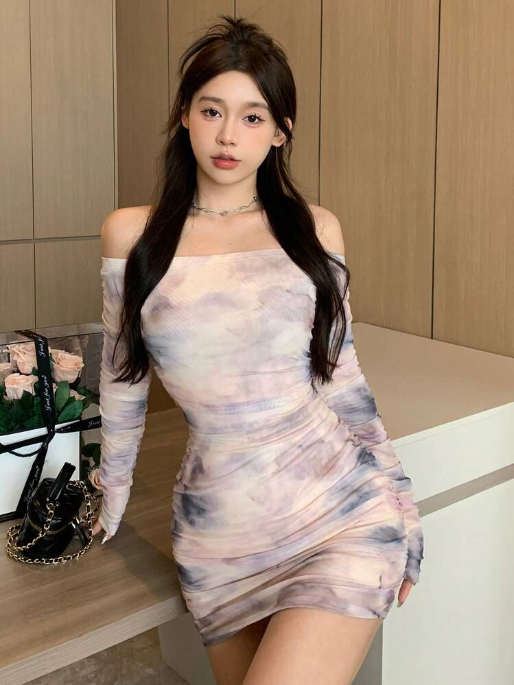 DAZY Vestido largo de manga larga con hombros descubiertos y efecto tie-dye, vestido sexy para festivales, ropa de otoño, ropa de vuelta al colegio - Multicolor - Añade 4