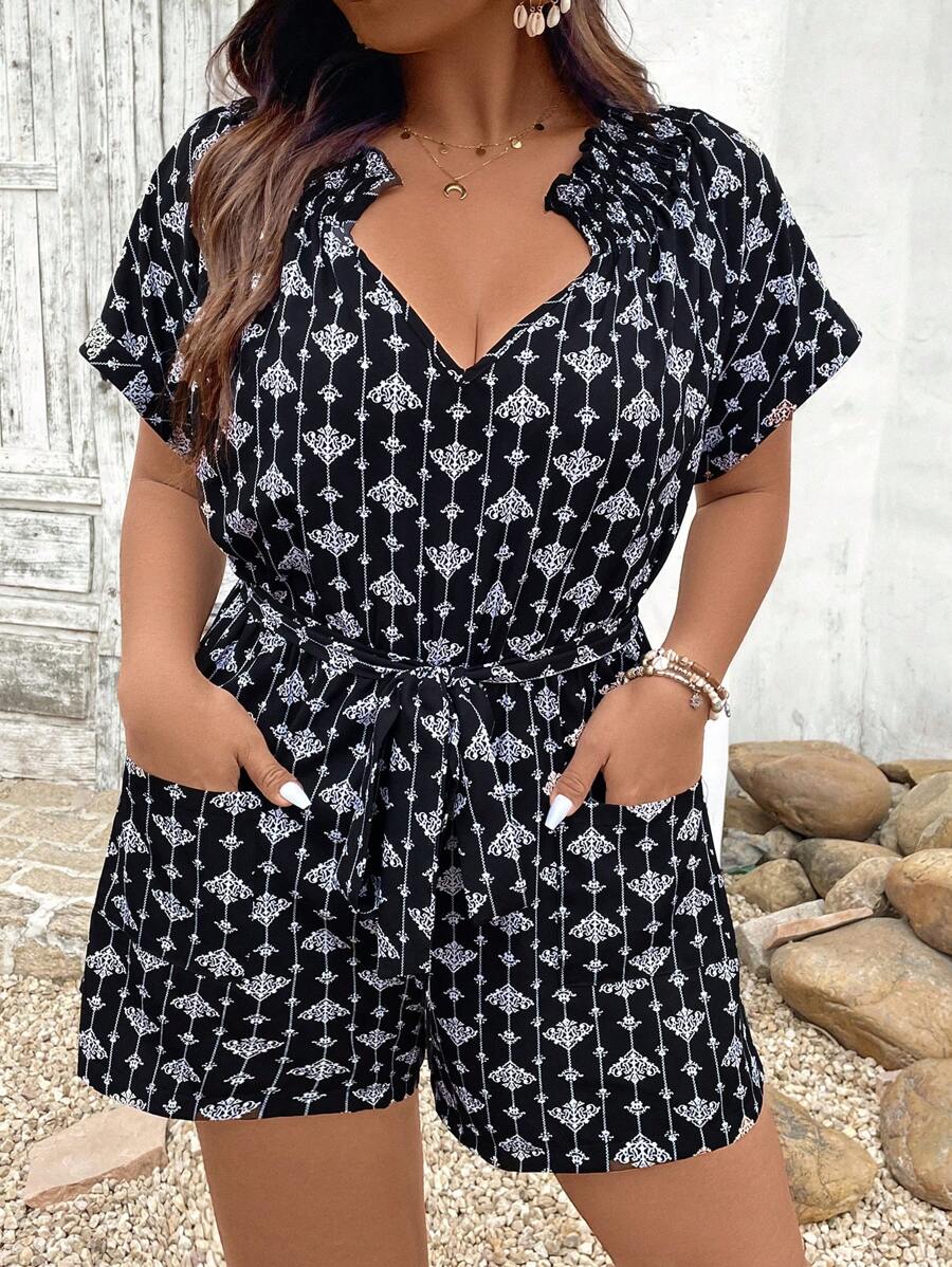 SHEIN LUNE Plus Size Printed Cutout Neckline Jumpsuit