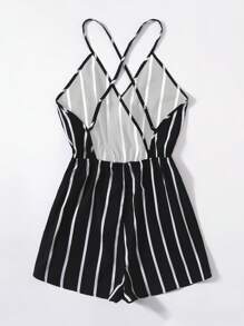 SHEIN VCAY 十字交叉露背條紋吊帶連身短褲 - 黑色 - 查看 3