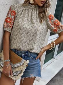 SHEIN Holidaya 波西米亞褶皺邊花卉印花女士襯衫 - 杏色 - 查看 3