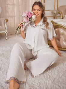 Contrast Color Lace Decorated Women' Plus Size Short Sleeve Pajama Set With Lapel Collar, Pocket Design And Pants