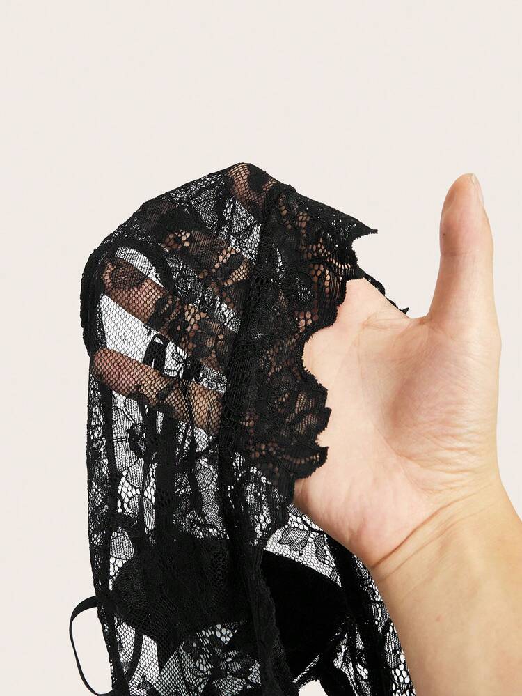 Hollow Out Lace Camisole Y2K Heart Black Going Out Top