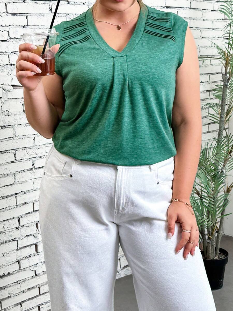 SHEIN Essnce 大尺碼女裝v領短袖t卹,帶荷葉邊袖子 - 軍綠色 - 查看 1