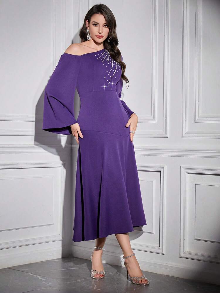 Women's Asymmetrical Neckline Bell Sleeves Dress With Rhinestone Detail Long Evening Dresses