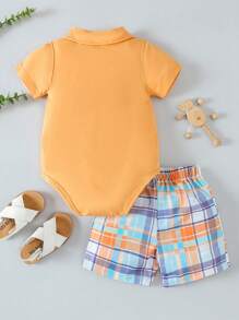 Bộ đồ liền thân tay ngắn màu trơn cho bé trai có túi, cổ áo sơ mi và quần short kẻ caro, trang phục thường ngày xuân/hè - trái cam - Xem 2