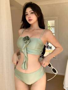 DAZY 純色比基尼套裝,帶有3d花裝飾吊帶上衣和三角褲 - 綠色 - 查看 5