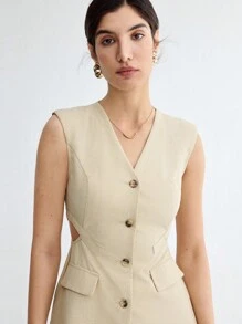 BizChic Women's Elegant Business Hollow Out Vest & Shorts Suit Set - Khaki - View 7