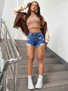 SHEIN EZwear 破洞毛邊牛仔短褲 - 中等水洗藍 - 查看 3