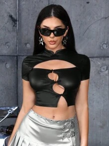 SHEIN ICON 女性中空短款y2k青蛙pu皮革黑色t恤 - 黑色 - 查看 4