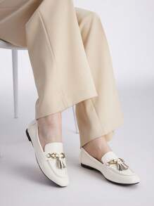 MOTF PREMIUM 流蘇女士平底鞋，假日鞋，夏季促銷