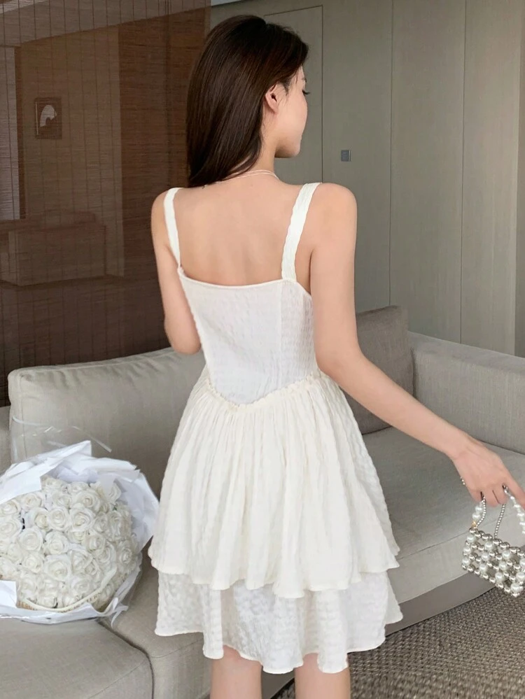 Women's Sweetheart Neckline Fishbone Patterned White Cami Dress For Summer, A-Line Silhouette Sundress