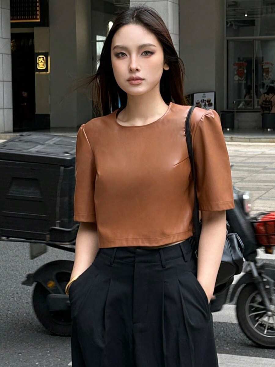 DAZY 女款純色圓領襯衫 - 棕色 - 查看 1