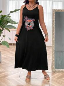 SHEIN LUNE 大尺碼女款復古花卉印花細肩帶夏季洋裝 - 黑色 - 查看 3