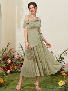 Modelyn Ladies' Solid Color Asymmetric Neckline Pleated Dress - Green - View 3