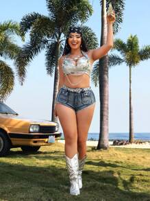 SHEIN ICON Plus Size Women's Frayed Hem Hot Denim Shorts - Blue - View 6