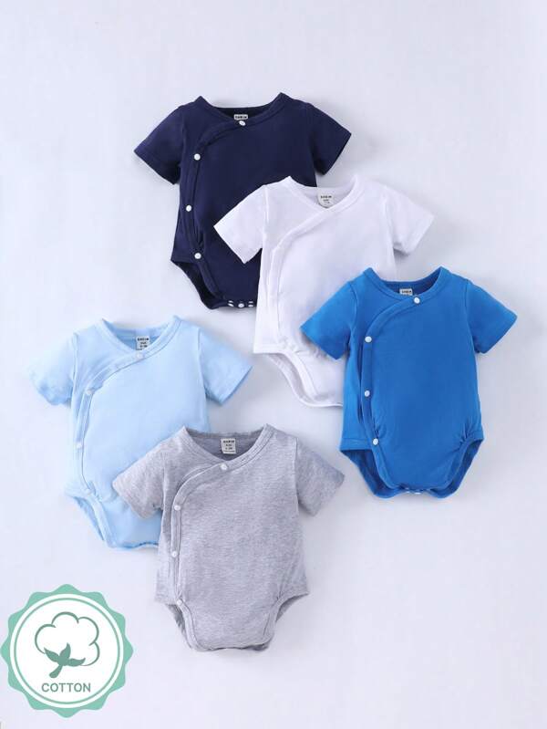 SHEIN Set 5 buc. salopetă pentru bebeluși, băieți, casual, versatilă, cu guler rotund, cu mânecă scurtă și închidere rapidă, tricotată moale, ținută multicoloră, potrivită pentru purtare zilnică și activități în aer liber, primăvară/vară